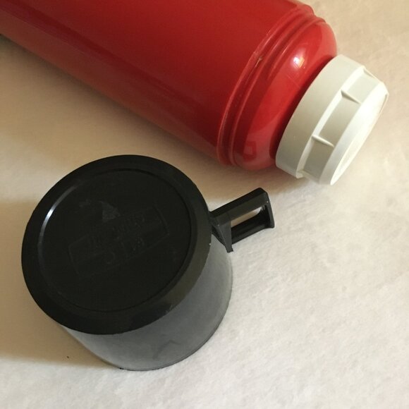 Made in England Vintage 1970s Thermos® Retro Red Bottle 16 oz - Picture 7 of 11